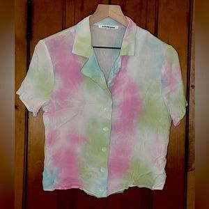 Elevator Disco Size Small Tie Dye Short Sleeve Button Down Top